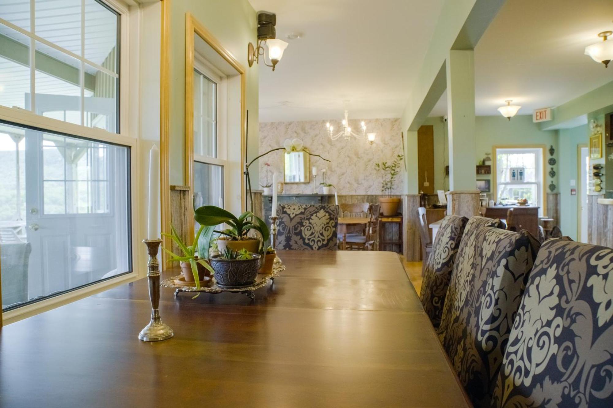 Chanterelle Inn & Cottages บัดเดค ภายนอก รูปภาพ